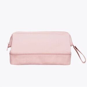 BEIS rare Sakura Pink Travel Dopp Kit